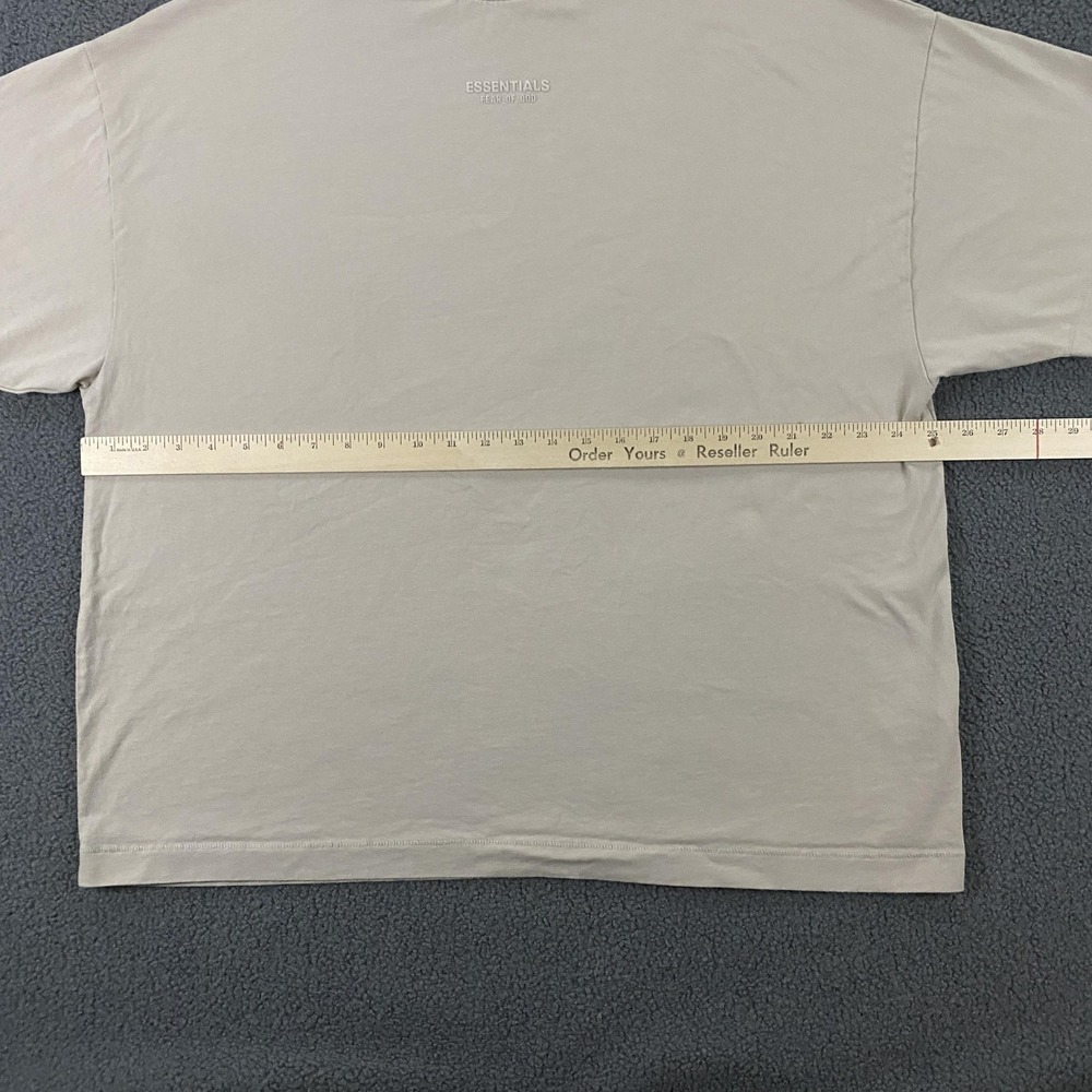 Fear Of God Essentials T-Shirt Mens Small Beige Relaxed Fit Logo Tee Crewneck - Picture 9 of 11